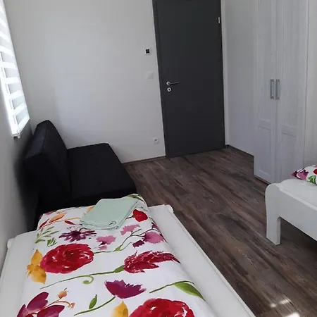 Apartment Valentovi
